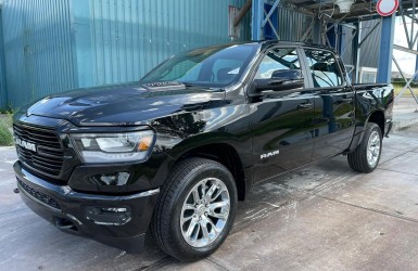 1500 Laramie Sport 5.7 HEMI V8 4X4